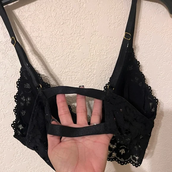 Lace lightly padded Bralette plunge wireless - Picture 6 of 9